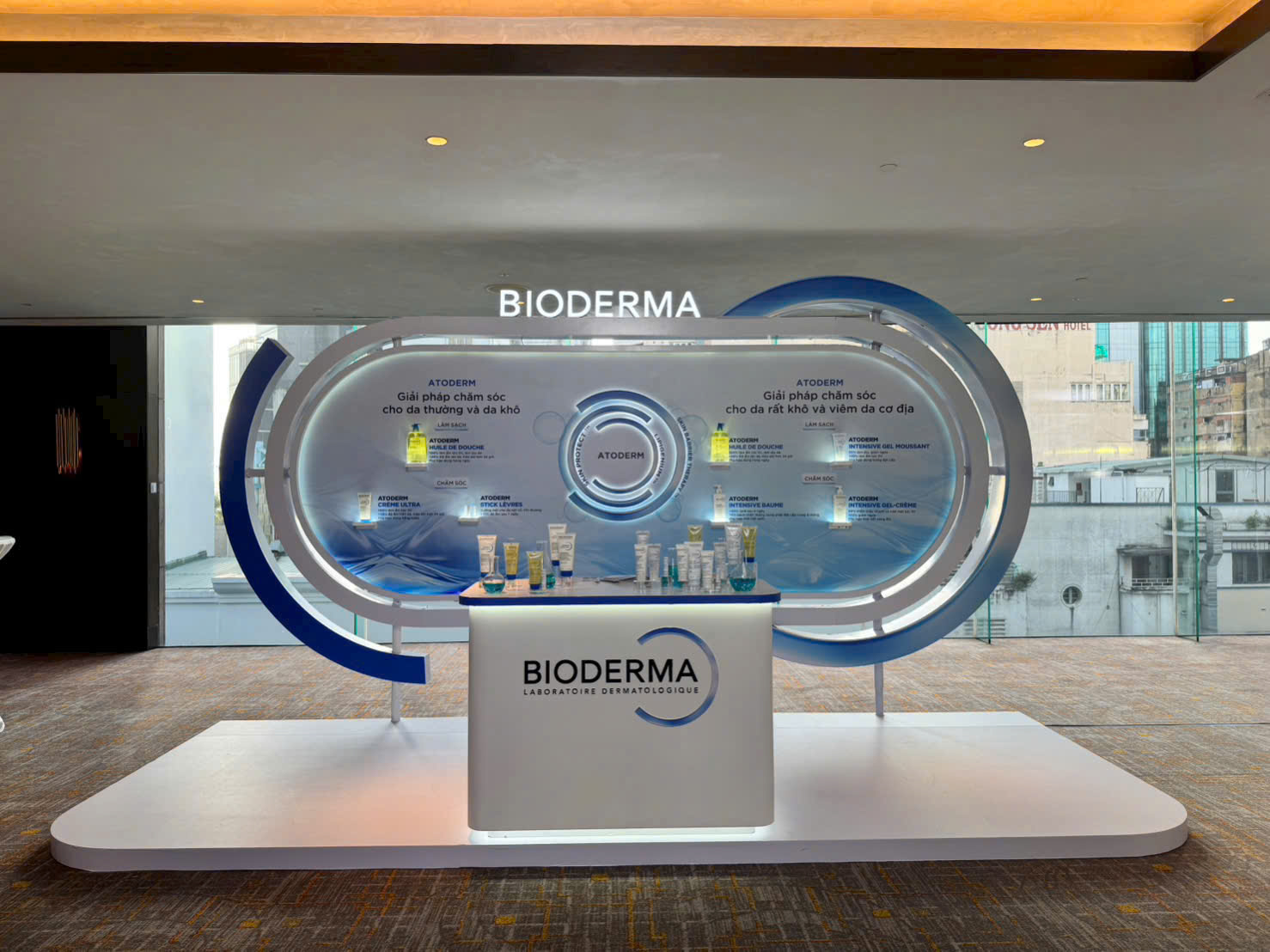 Booth trưng bày sản phẩm BIODERMA